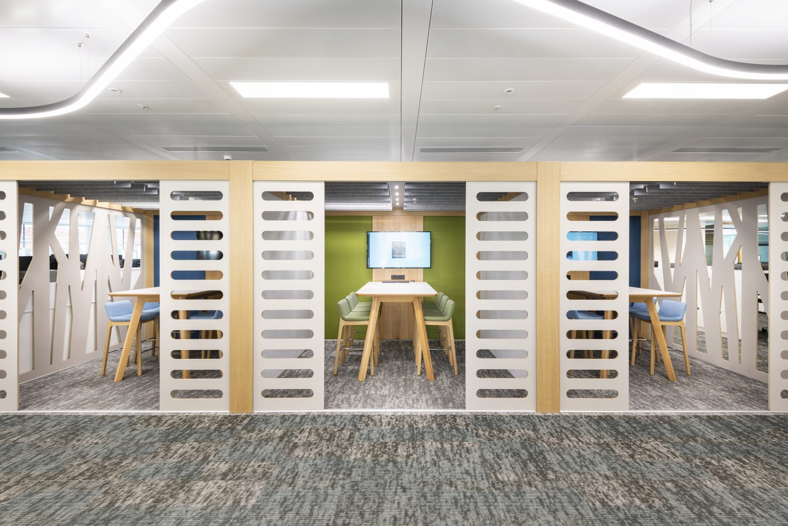 Connection Rooms commercial furniture Bank of New York Mellon London office case study